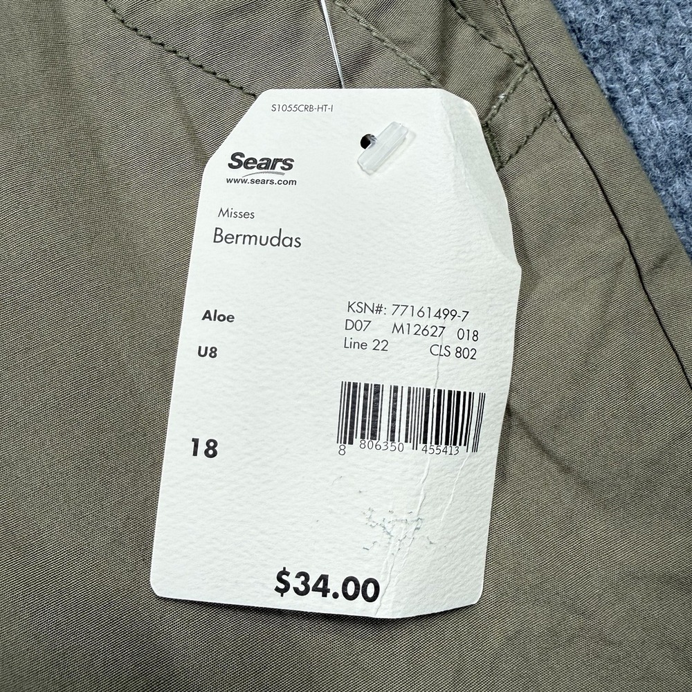Canyon River Blues Women's Cargo Bermuda Shorts Size 18 Khaki Tan Stretch NWT - Picture 5 of 10